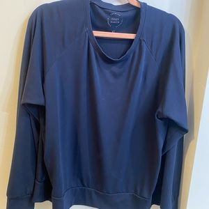 Cozy earth navy sweatshirt XL So soft!!